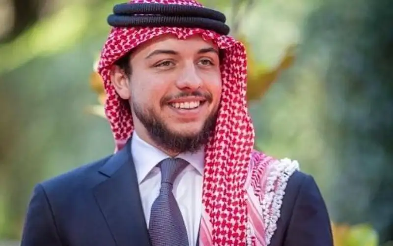 ولي العهد يهنئ المسيحيين بمناسبة عيد