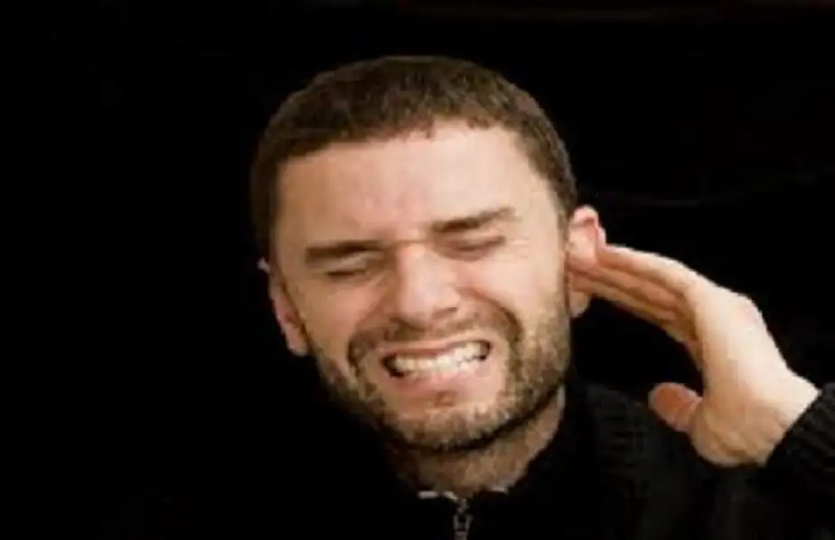 هل تعاني من طنين الأذنين؟ ..