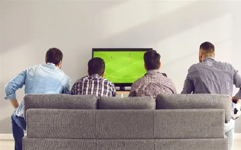 مشاهدة مباريات كرة القدم تسبب تجاعيد