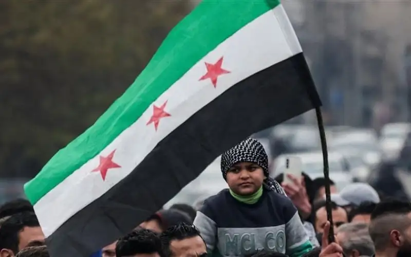 سوريا الجديدة تطالب إيران بـ300 مليار