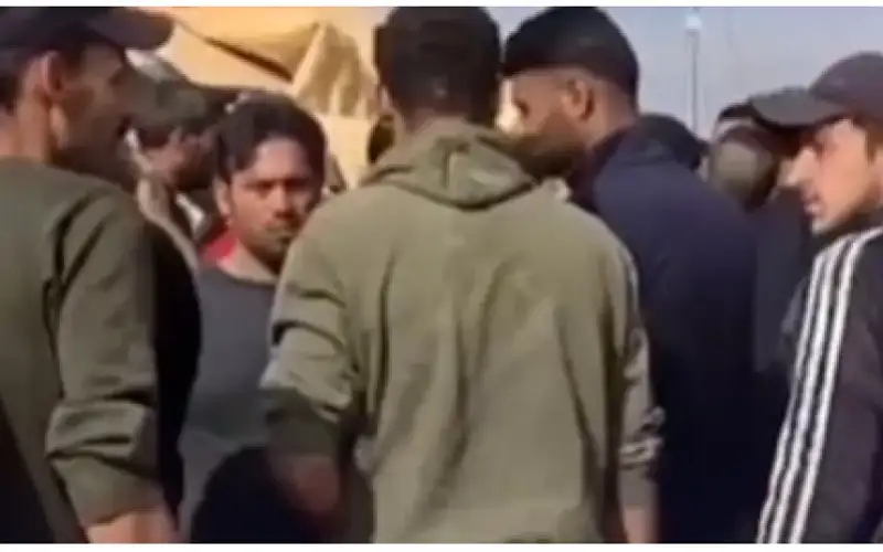 جنود سوريون في العراق يرفضون العودة