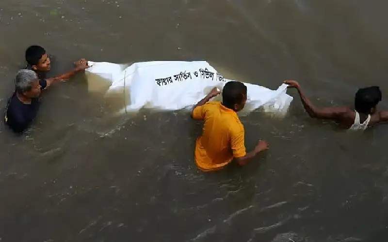 بنغلاديش: انتشال جثتي سائحين بعد 42