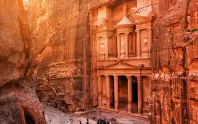 بريزات: البترا نجت من وضعها على