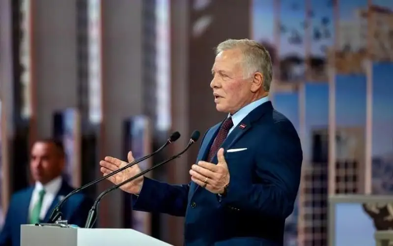 الملك يؤكد لماكرون دعم الأردن لسوريا