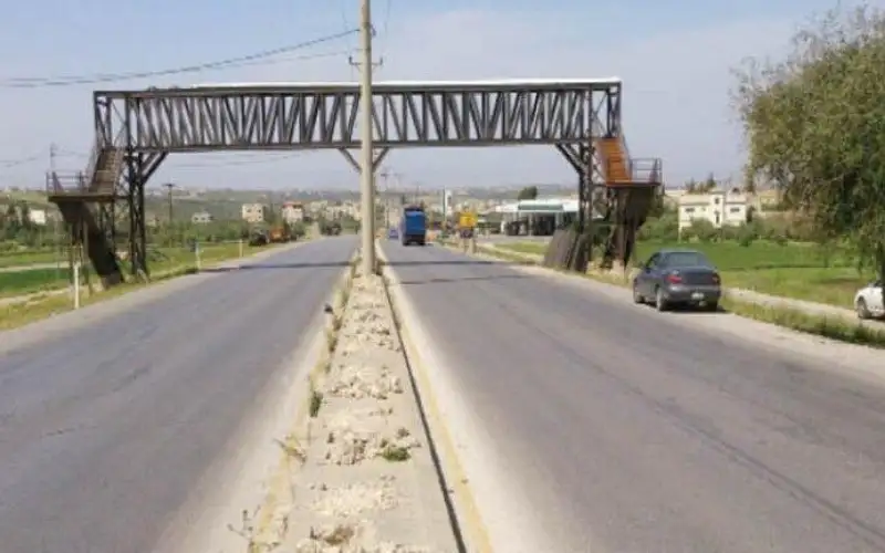 مطالب بتخصيص جسر مشاة بكفرخل لمنع