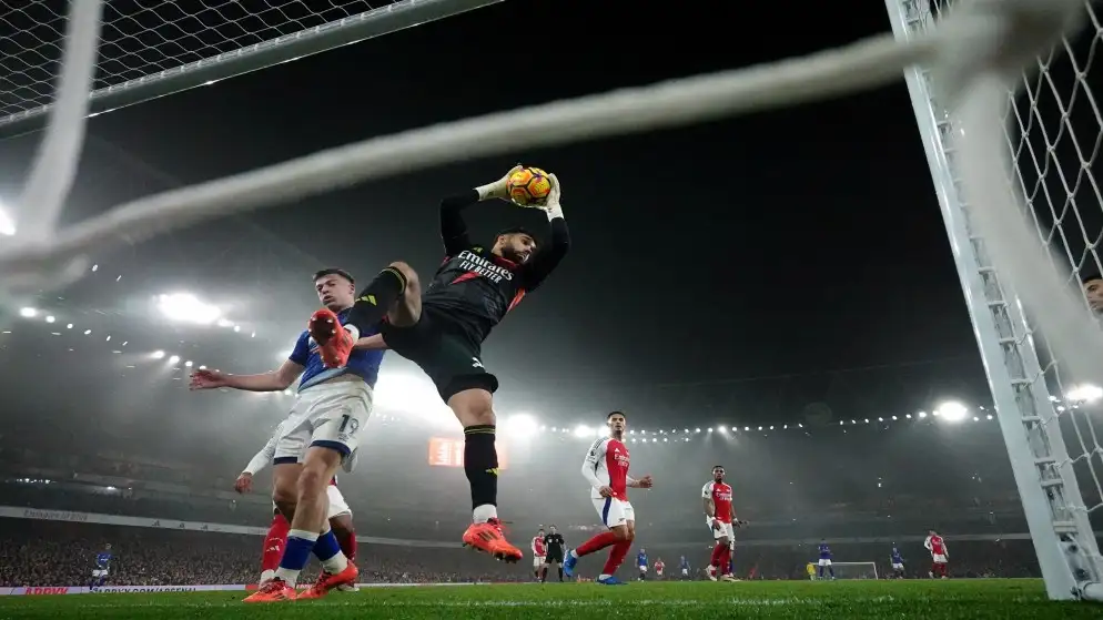 أرسنال يصعد للمركز الثاني في الدوري