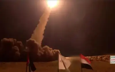 اليمن يجدد مهاجمة إسرائيل.. وإعلام الاحتلال: