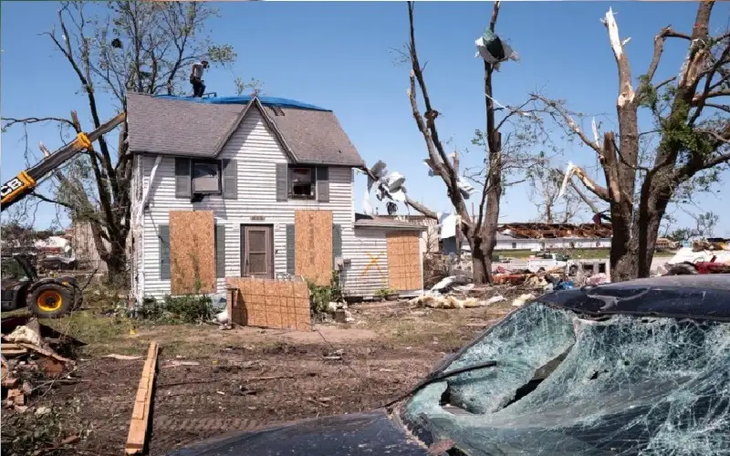 أمريكا.. قتيل وتوقف حركة الطيران بسبب