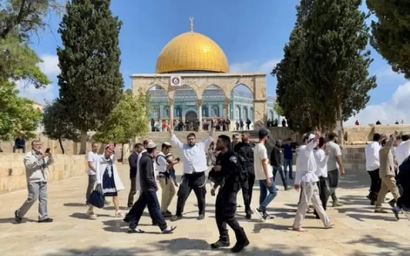 الأردن يطالب الاحتلال بوقف جميع الممارسات