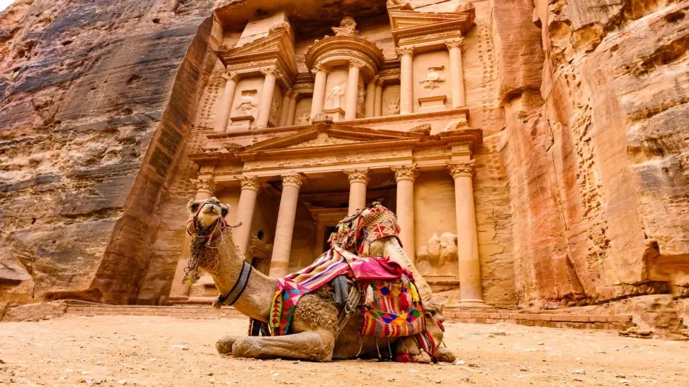 إطلاق مسار الوادي المظلم السياحي في
