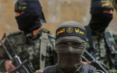 تفجير منزل بجنود الاحتلال واستهداف دبابة