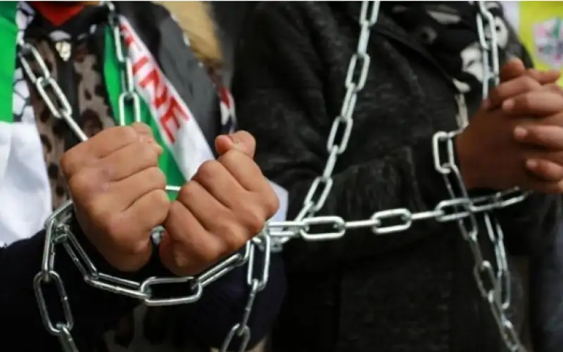 استشهاد 5 معتقلين من غزة في