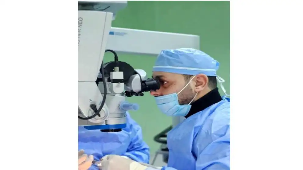 إنقاذ عين شاب في مستشفى الإيمان