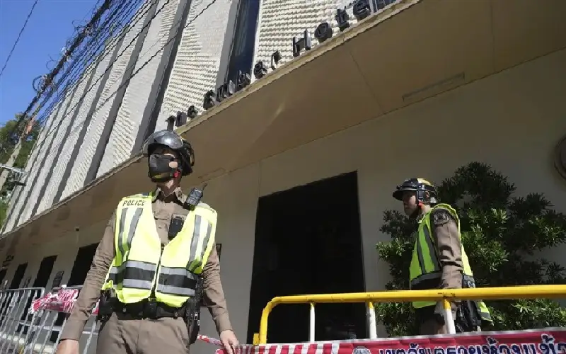 فاجعتان في تايلاند.. حريق مميت وتصادم