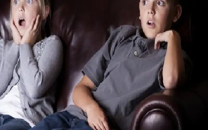 انقذوا اطفالكم من الحضارة الغربية.. عنف