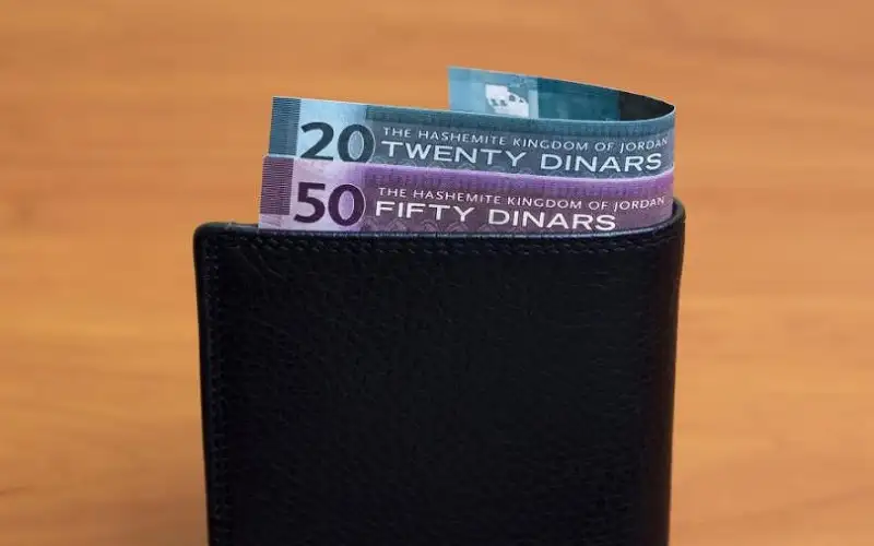 العمل: سنتابع مدى التزام المنشآت بالحد