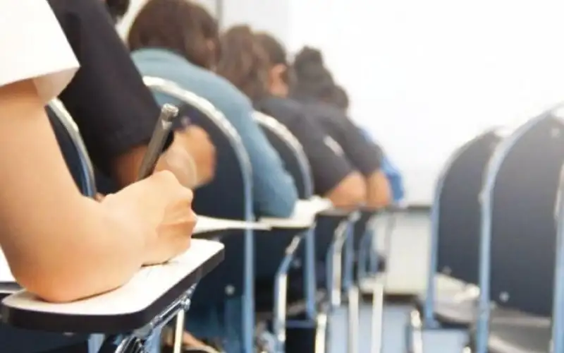 التربية : حرمان 126 طالبا مخالفا