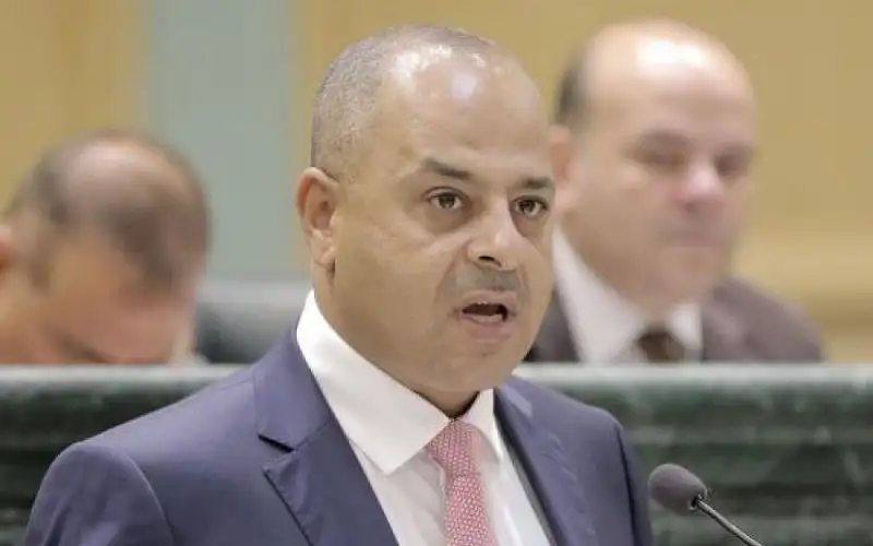 أبو صعيليك: الحكومة لن تكون مكانا