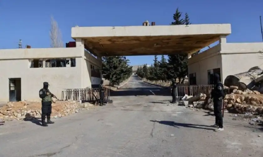 القبض على مسؤول كاميرات المراقبة بسجن