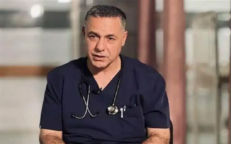 د. حسام أبو صفية.. طبيب الإنسانية