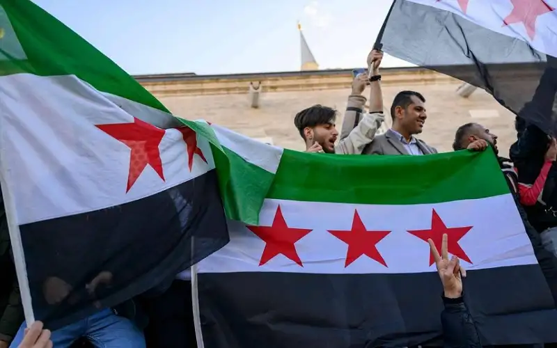 إعلان مهم للسوريين في الأردن