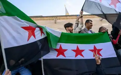 إعلان مهم للسوريين في الأردن