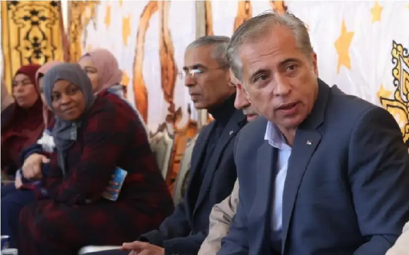 حسان يعلن عزم الحكومة إنشاء منطقة