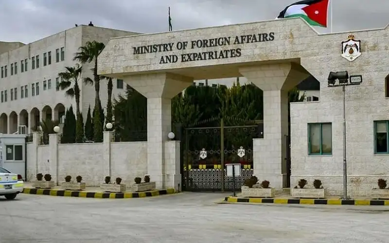 وزير الخارجية ورئيس الأركان ومدير المخابرات