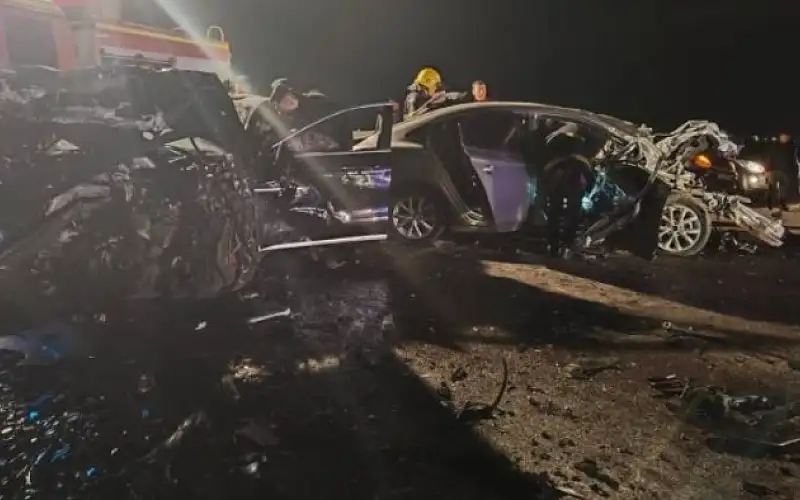 وفاتين وإصابة حرجة بحادث تصادم على