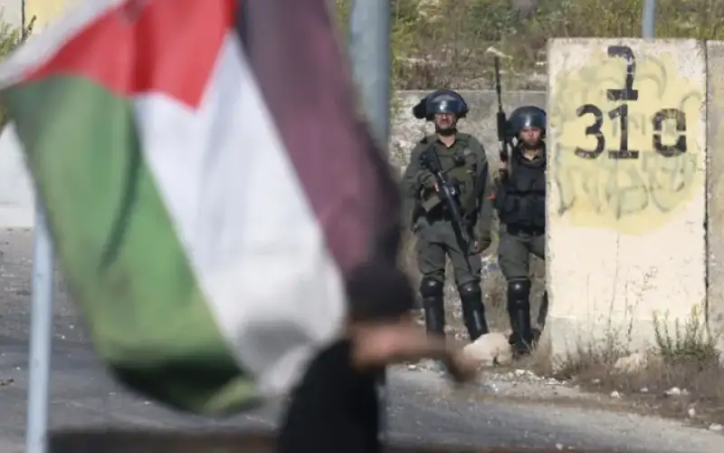 استشهاد 3 فلسطينيين بالضفة الغربية