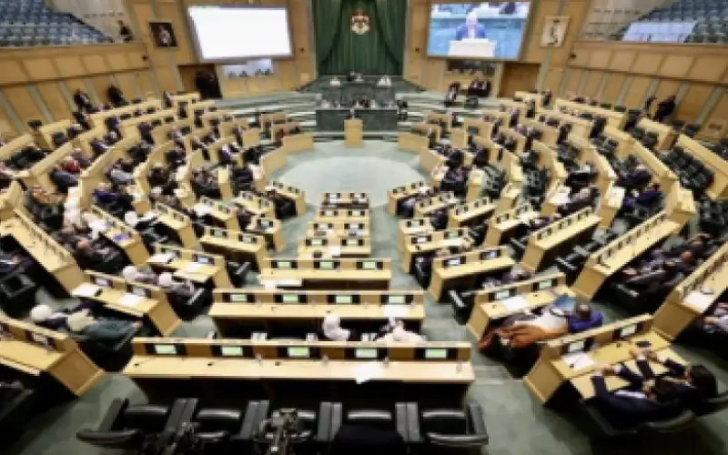 رفع جلسة النواب إلى صباح الأربعاء