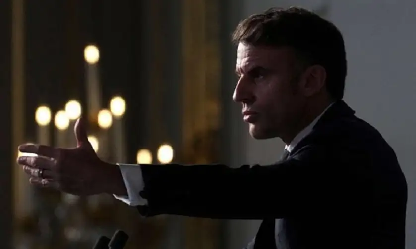 ماكرون يستفز الجزائريين مجددا بالحديث عن