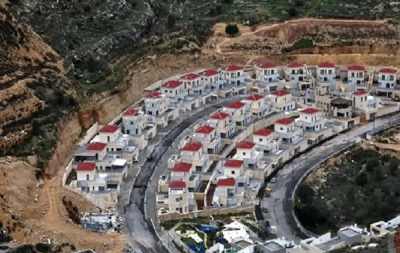 تقرير: عام 2024 اكتمل بناء أركان