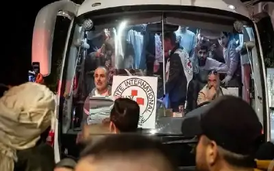 ضبابية المفاوضات.. . ترقب فلسطيني لصفقة