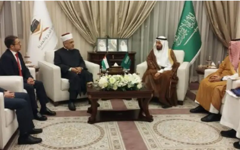 الاوقاف توقع اتفاقية ترتيبات الحج للعام