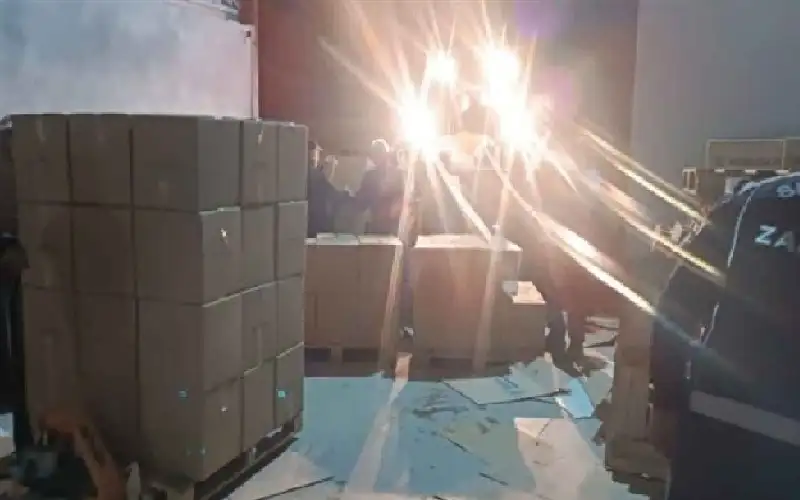 بيع عبوات مياه زمزم مغشوشة في