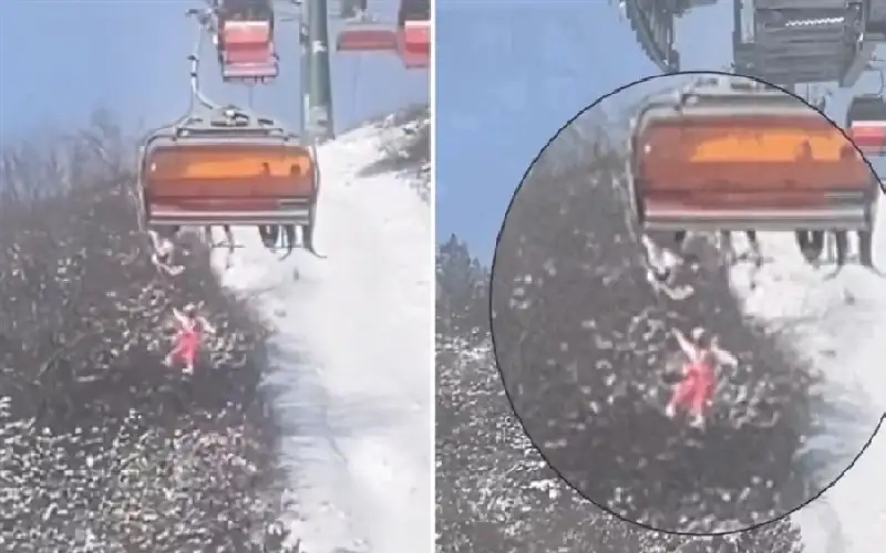 الصين.. لحظة سقوط طفلة من عربة