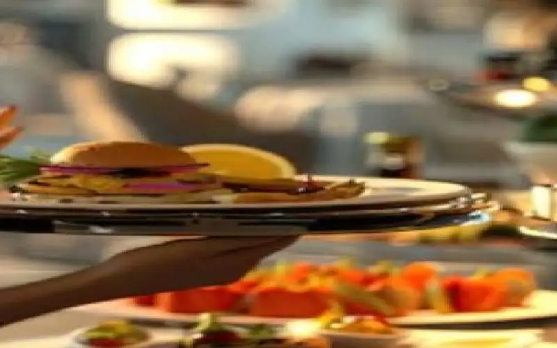 إسبانيا.. نادلة تسمم الزبائن انتقاما من