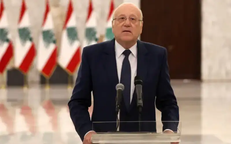 سباق في لبنان على رئاسة الحكومة