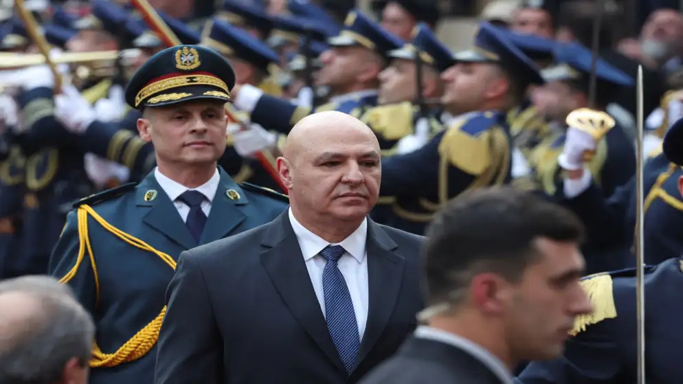 عون يجري استشارات نيابية لتسمية الرئيس