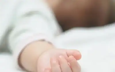 مصر.. القبض على خادمة اختطفت رضيعة