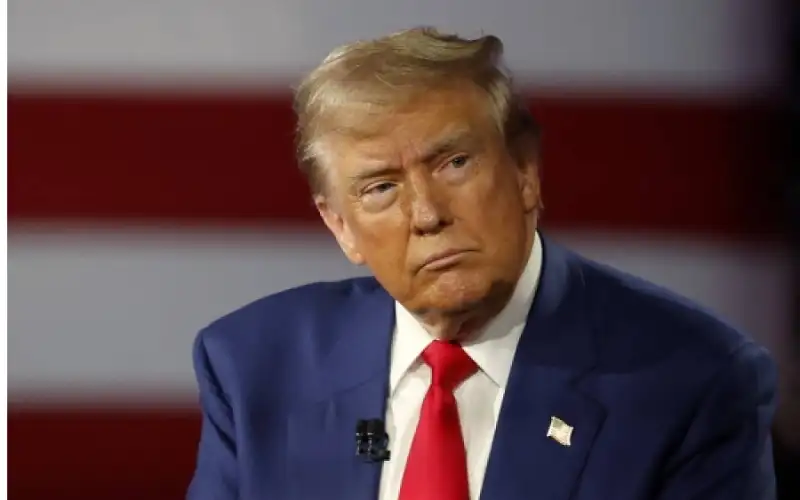 ترامب: أضرار الحرائق في لوس أنجلوس