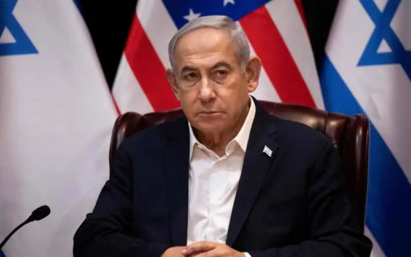 نتنياهو لعائلات الرهائن: مسألة الصفقة تتعلق