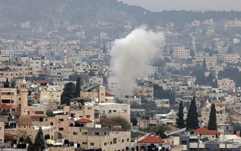 استشهاد 6 فلسطينيين بمخيم جنين