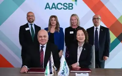 اتحاد الجامعات العربية ومنظمة AACSB يبدآن