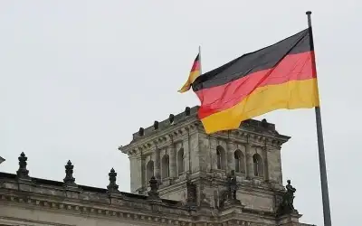 ألمانيا تدعو روسيا لإغلاق قواعدها العسكرية