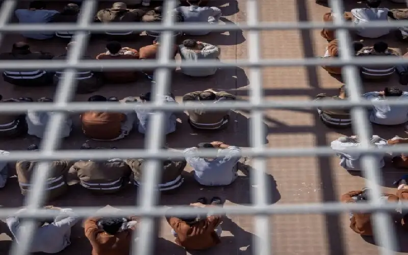 ورقة حقائق تكشف أعداد الأسرى حتى