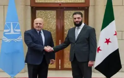الشرع يلتقي المدعي العام للمحكمة الجنائية