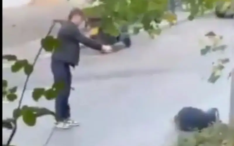 إصابة 3 اشخاص أحدهم بجراح خطيرة