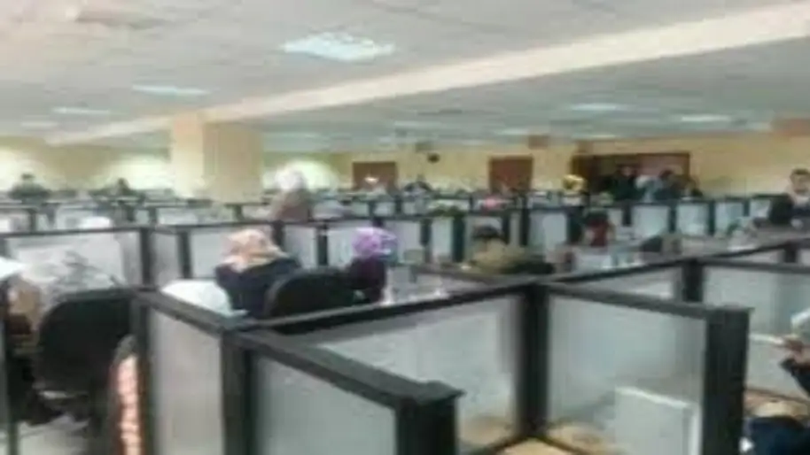 أطباء تخرجوا منذ 5 سنوات يطالبون